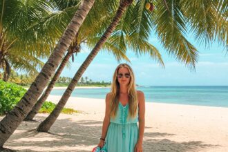 Swimsuit Edition [ABBB] – Chapter 1.20: Beachside Bliss