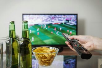 StreamEastXYZ Explained: Free Sports Streams or Risky Scam?